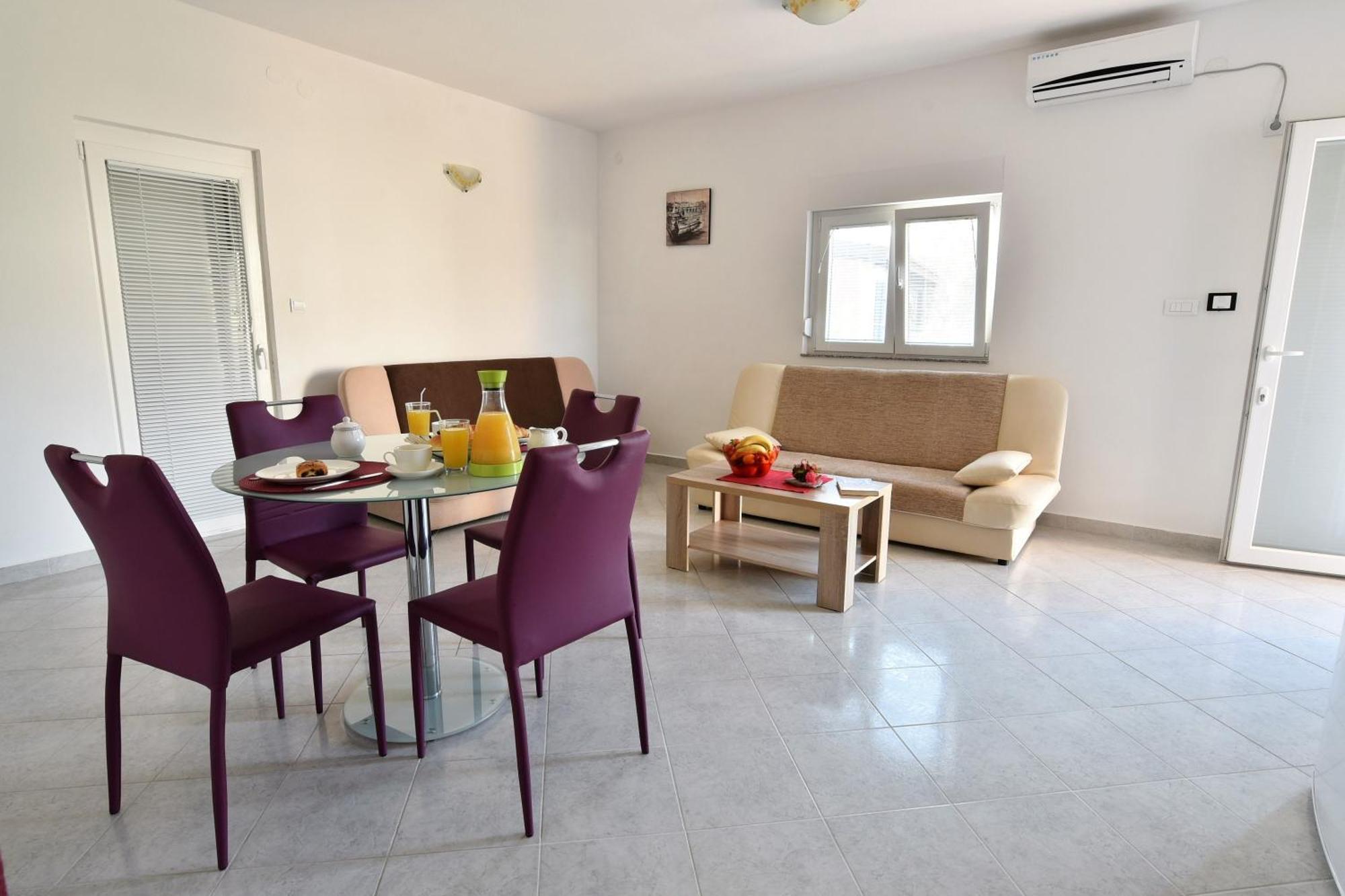 Apartmani Natasa Nino Jezera, Murter Room photo